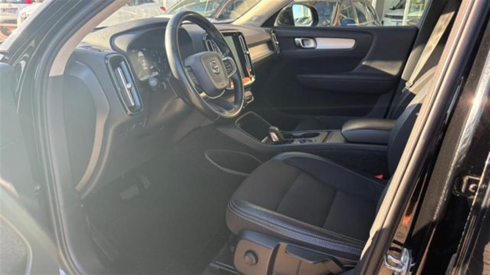 XC40 XC40 D3 GEARTRONIC ** UNI