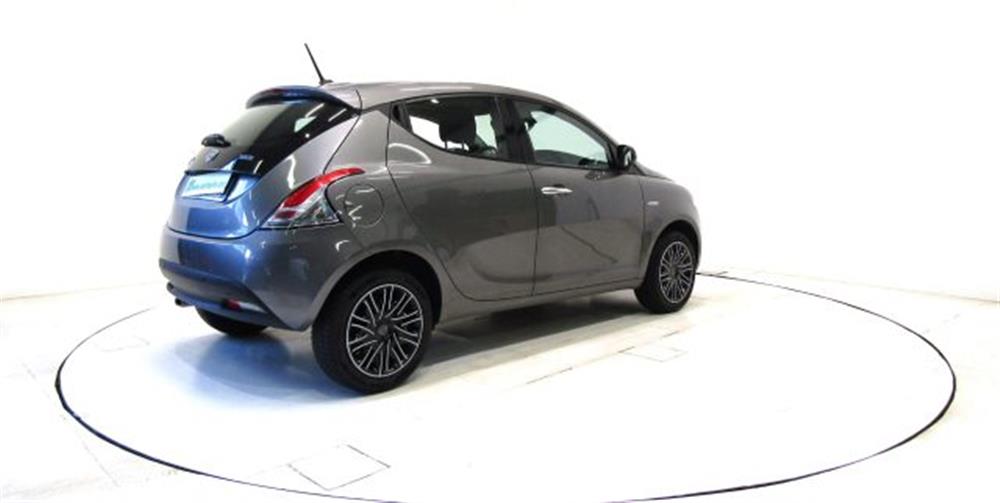 Ypsilon Ypsilon 1.0 FireFly Hybrid 5
