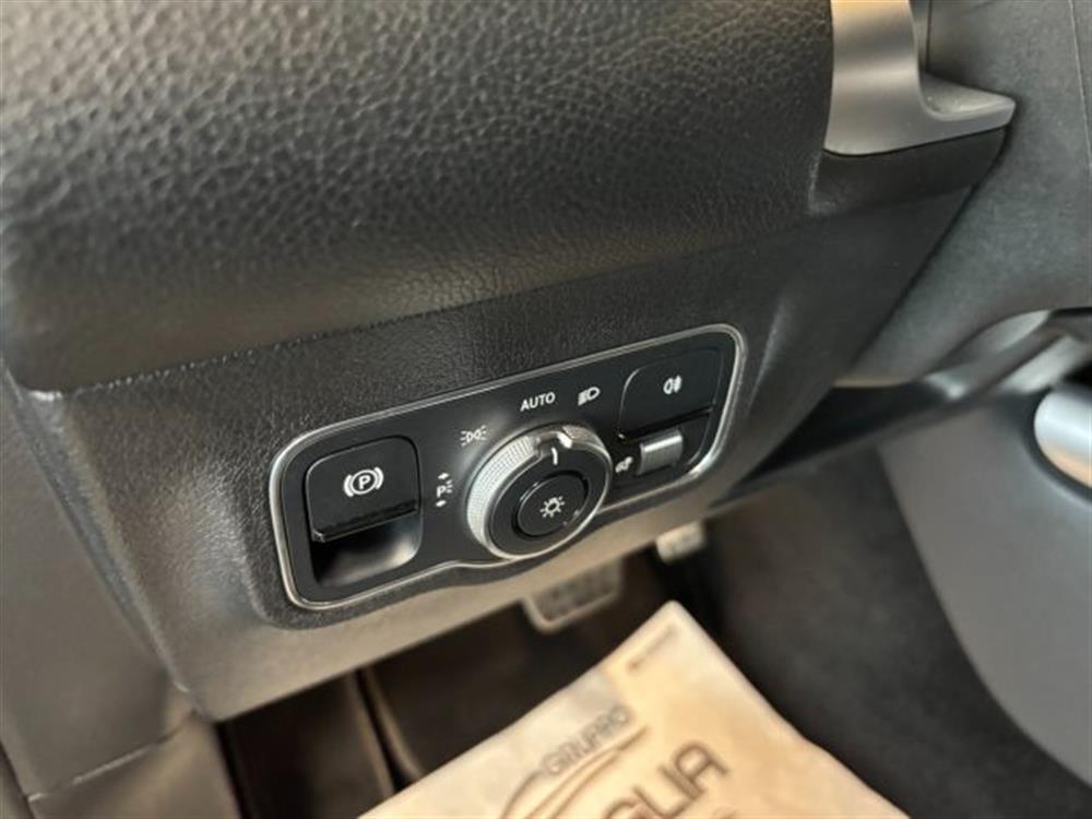 GLB 200 GLB 200 d 7 Posti AMG Premiu