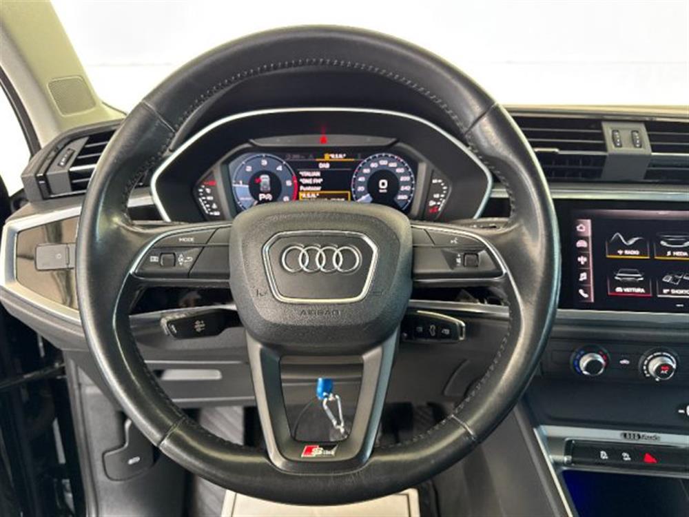 Q3 Q3 35 TDI S tronic S li