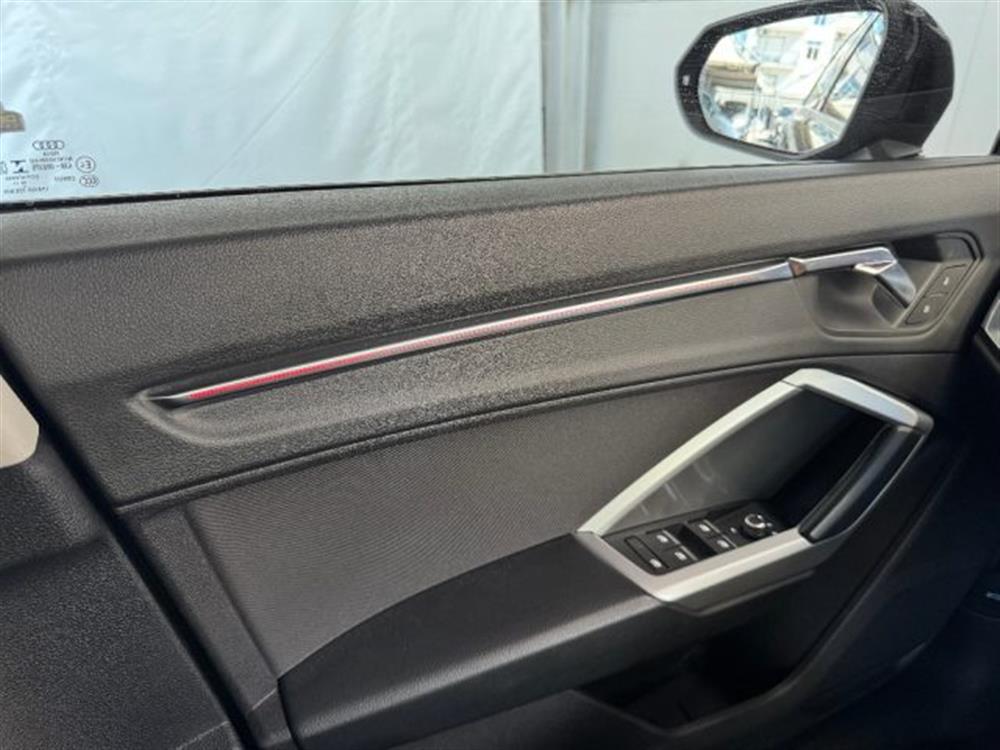 Q3 Q3 35 TDI S tronic S li