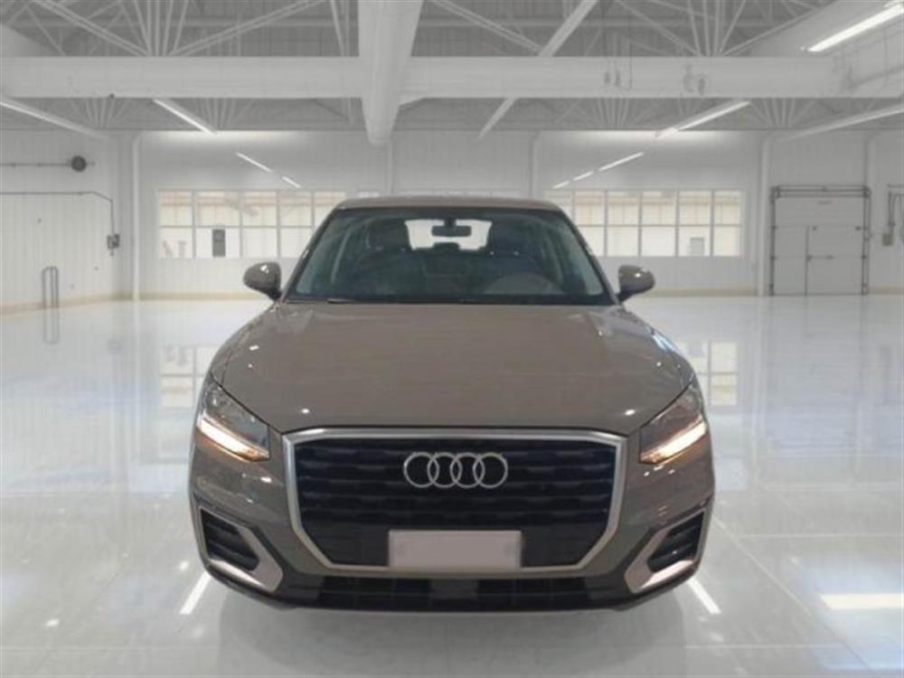 Q2 Q2 1.6 TDI S tronic Des