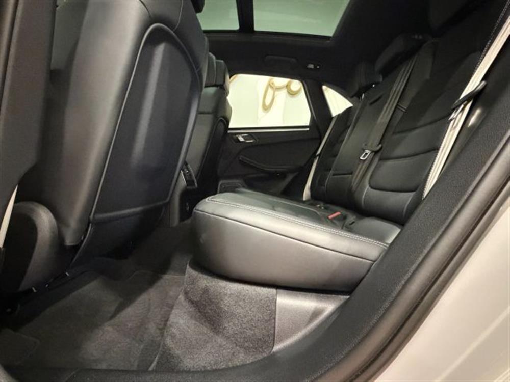 Macan Macan III 2.0 T 265 CV IVA