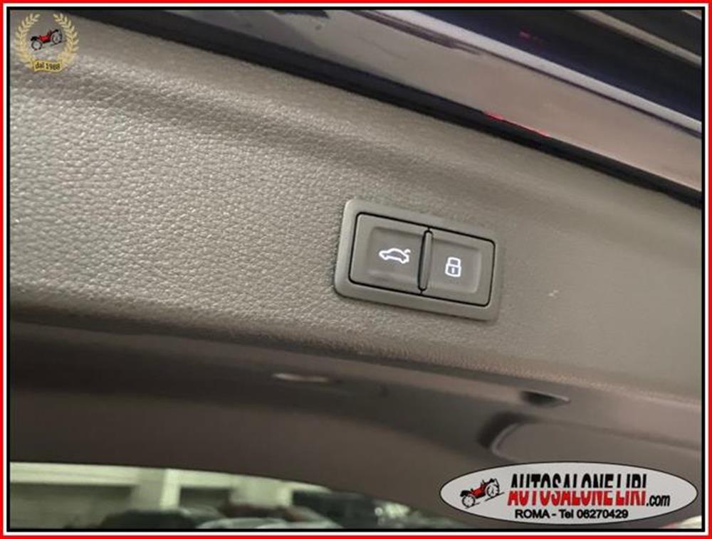 Q3 Q3 2.0 TDI 150 CV S tro