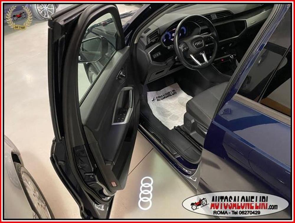 Q3 Q3 2.0 TDI 150 CV S tro