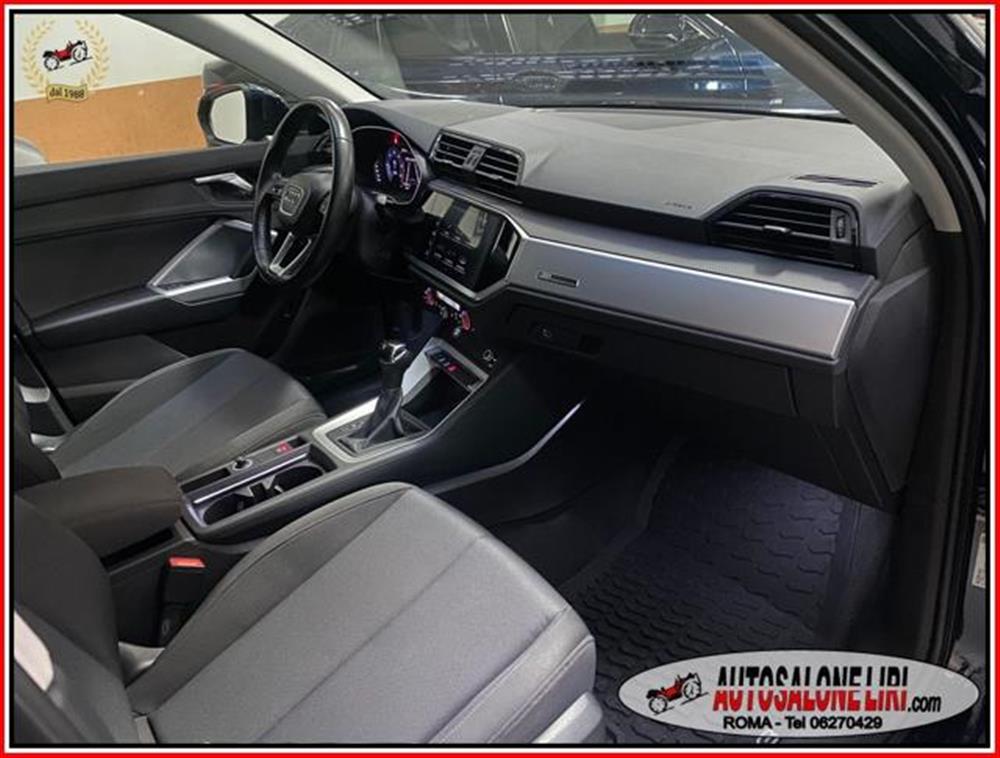 Q3 Q3 2.0 TDI 150 CV S tro