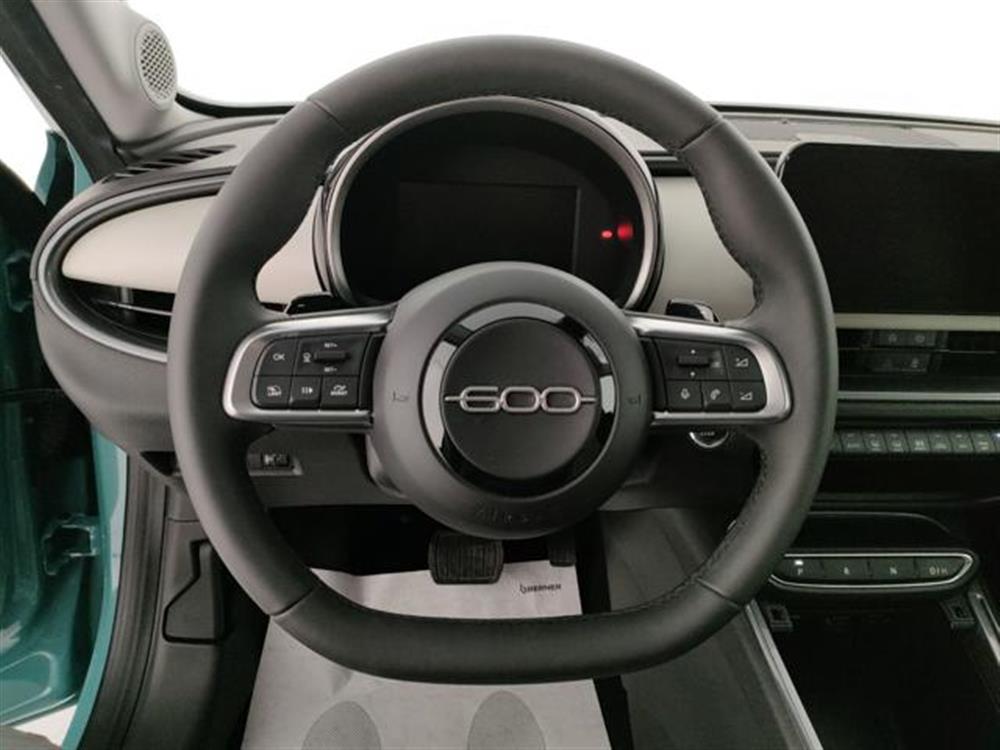 600 600 Hybrid 110 CV DCT MH