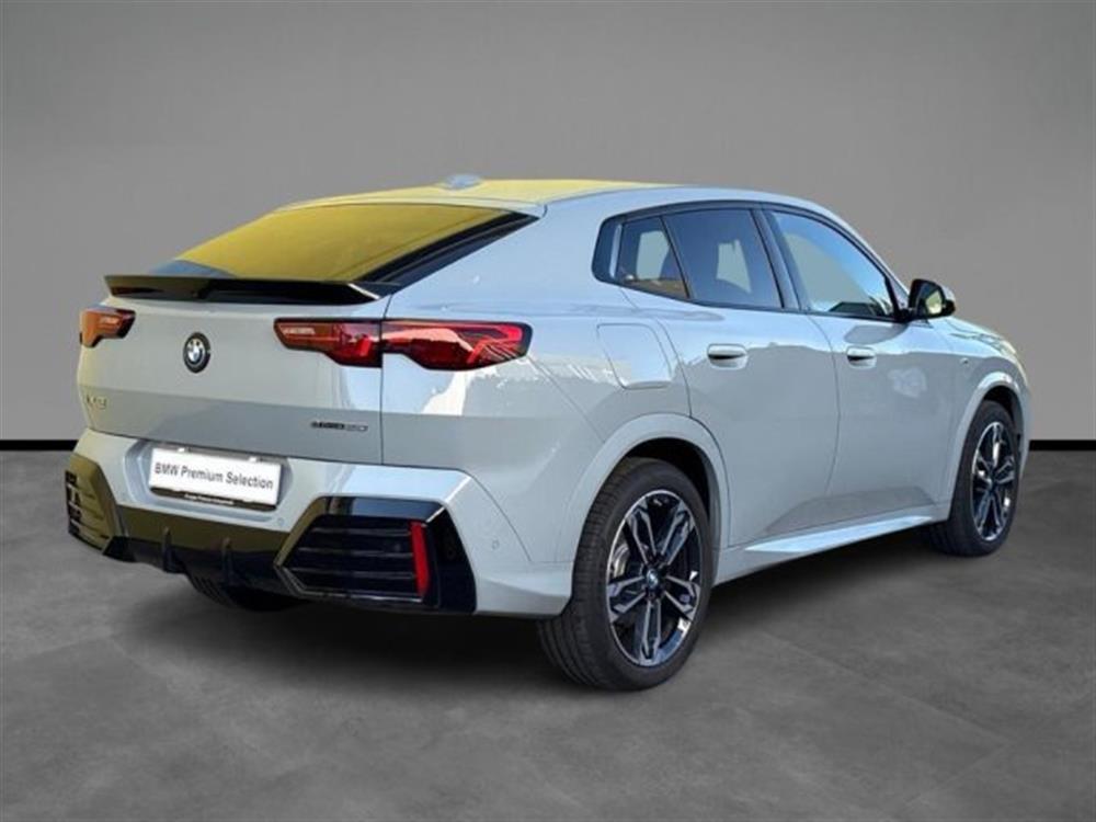 iX2 iX2 eDrive 20 Msport Aut