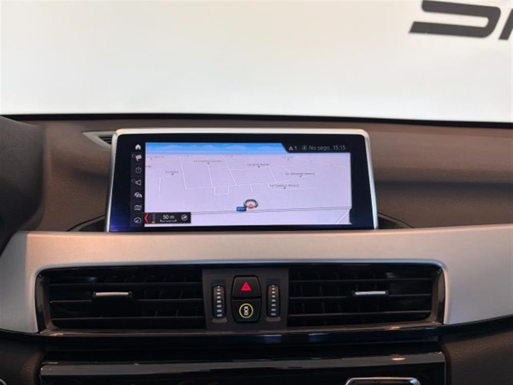 X1 X1 xDrive25e Business A