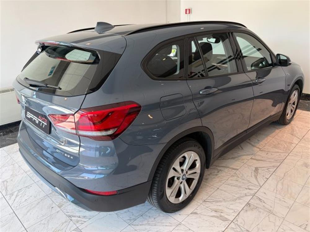X1 X1 xDrive25e Business A