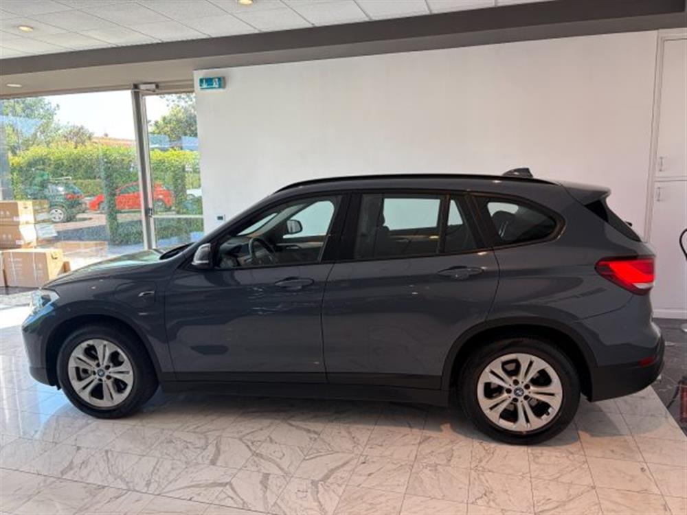 X1 X1 xDrive25e Business A
