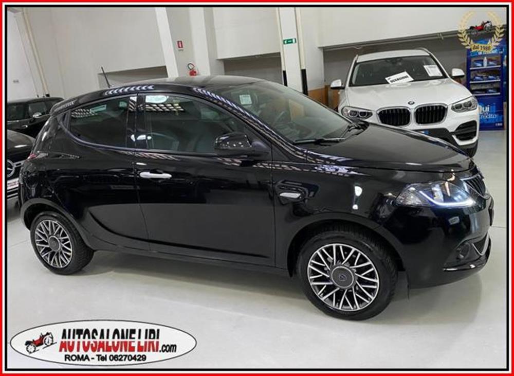 Ypsilon Ypsilon HYBRID 1.0 FireFly 7