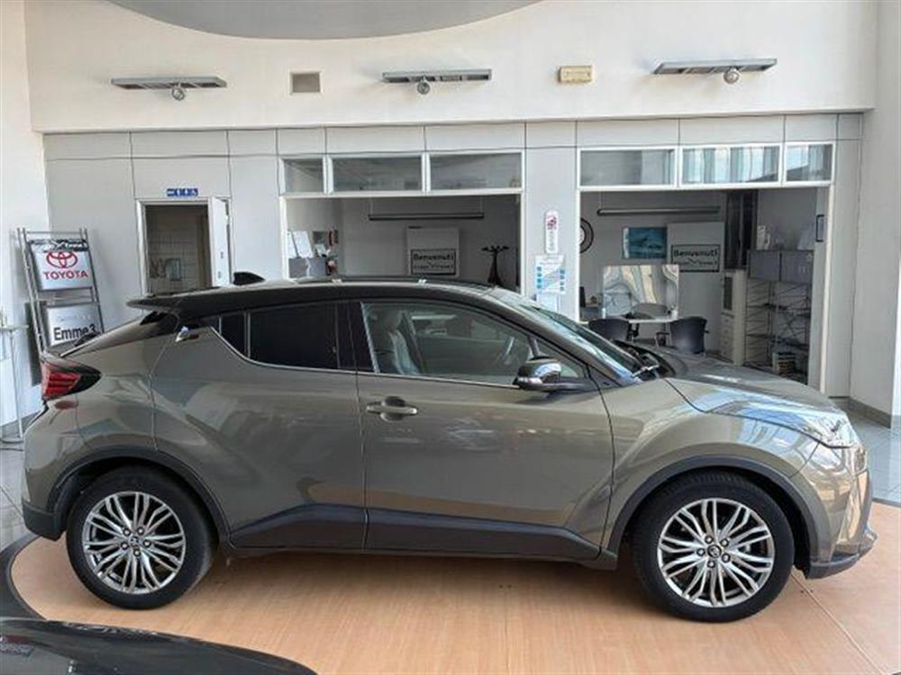 C-HR C-HR 2.0 Hybrid E-CVT Lou