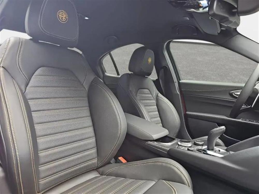 Giulia Giulia 2.9 V6 Bi-Turbo AT8