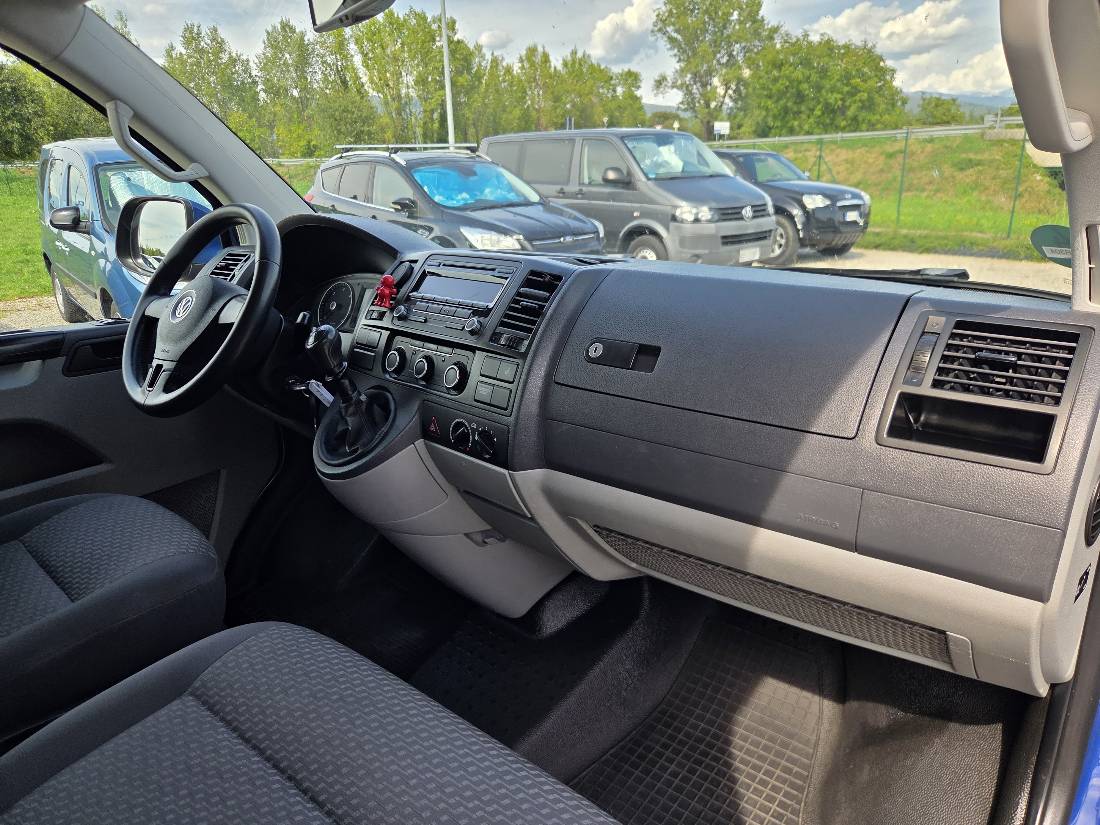 T5 TRANSPORTER T5 TRANSPORTER - 2.0TDI