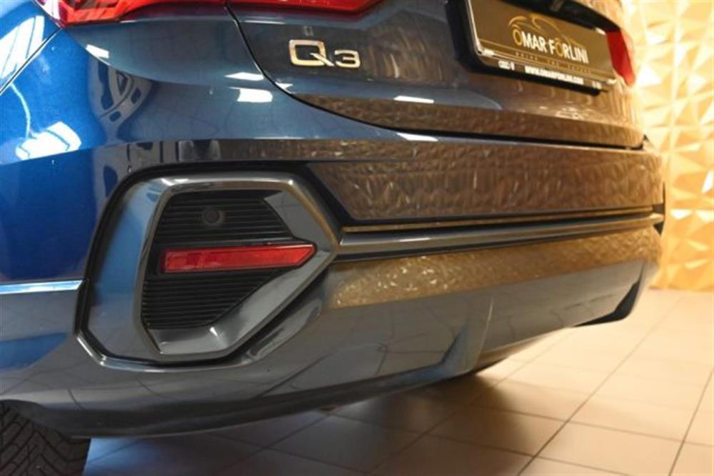 Q3 Q3 SPB 35 TDI S-TR.BUSI