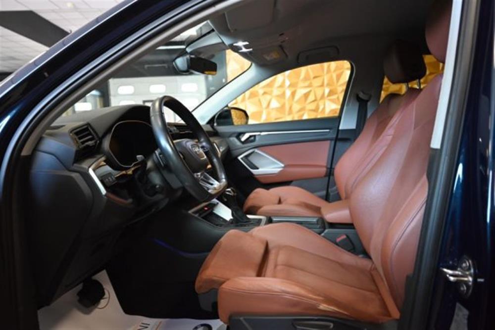 Q3 Q3 SPB 35 TDI S-TR.BUSI