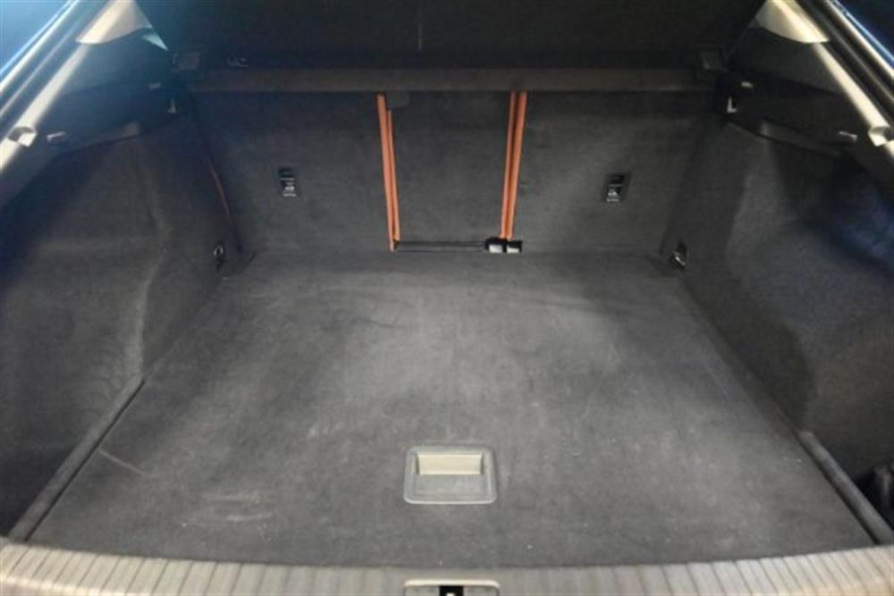 Q3 Q3 SPB 35 TDI S-TR.BUSI