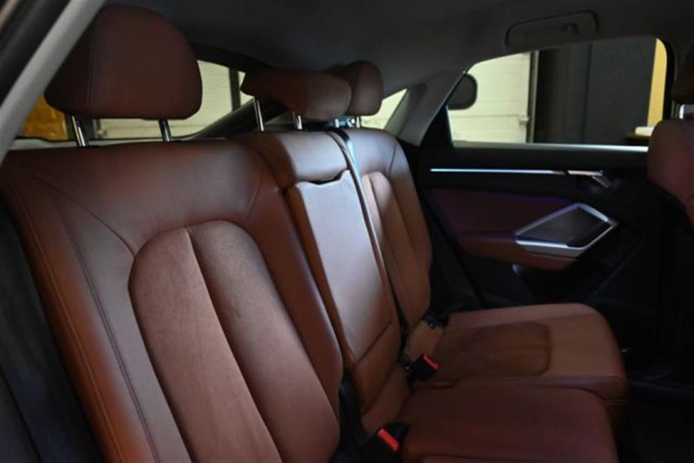 Q3 Q3 SPB 35 TDI S-TR.BUSI
