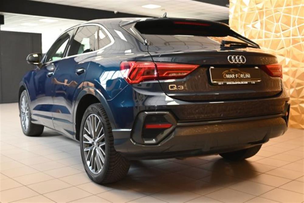 Q3 Q3 SPB 35 TDI S-TR.BUSI