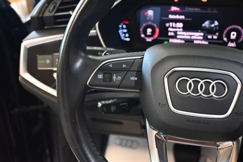 Q3 Q3 SPB 35 TDI S-TR.BUSI