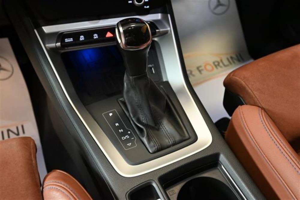 Q3 Q3 SPB 35 TDI S-TR.BUSI