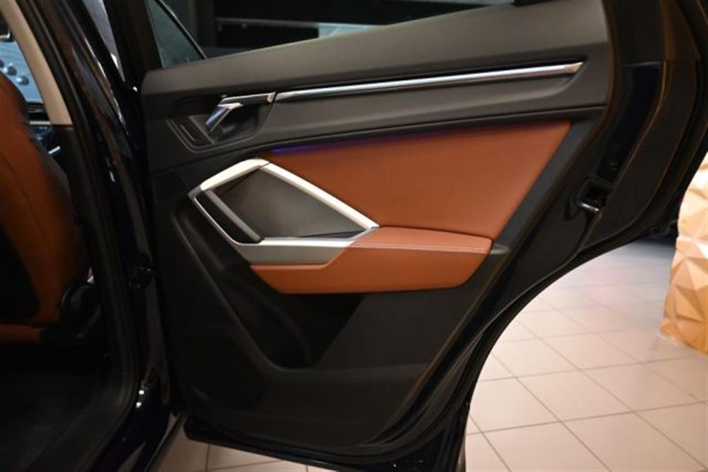 Q3 Q3 SPB 35 TDI S-TR.BUSI
