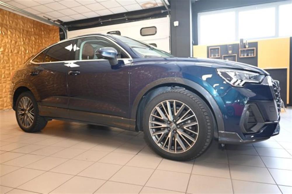Q3 Q3 SPB 35 TDI S-TR.BUSI