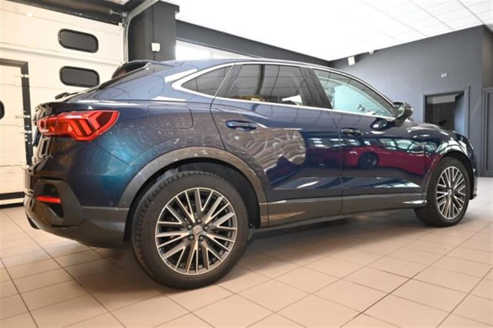 Q3 Q3 SPB 35 TDI S-TR.BUSI