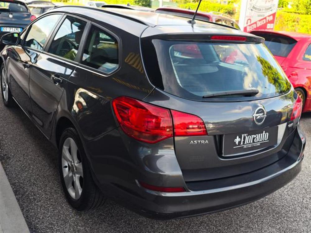 Astra Astra 1.7 CDTI 110CV Sport
