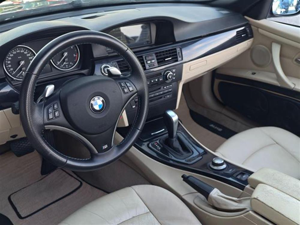 330 330 d AUT. Cabrio Msport