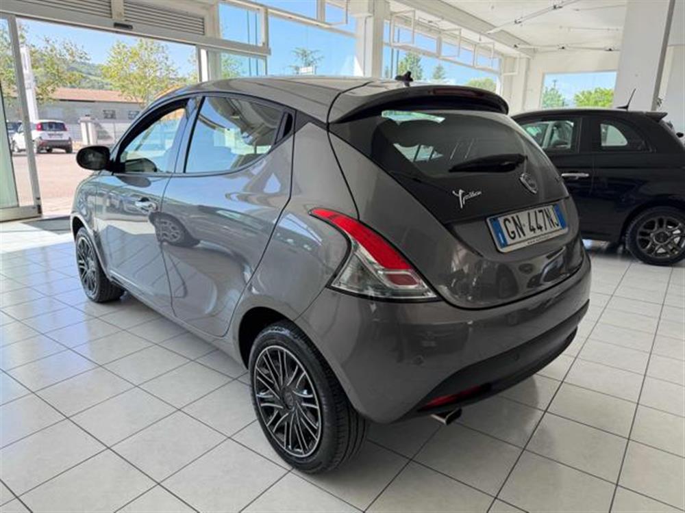Ypsilon Ypsilon 1.0 FireFly 5 porte