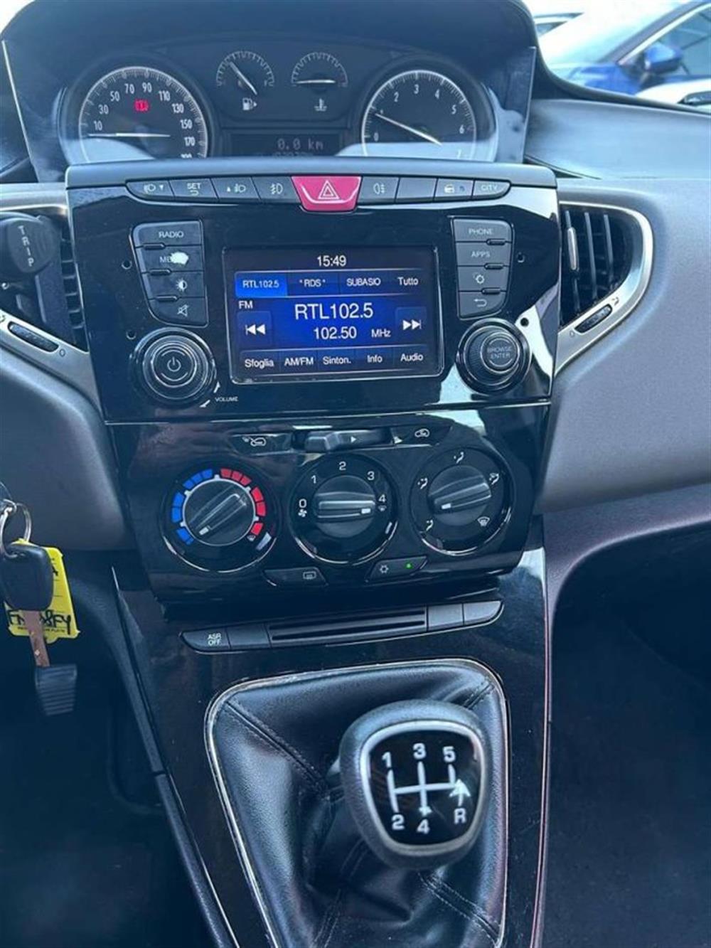 Ypsilon Ypsilon III 2015 5 Porte 1.2