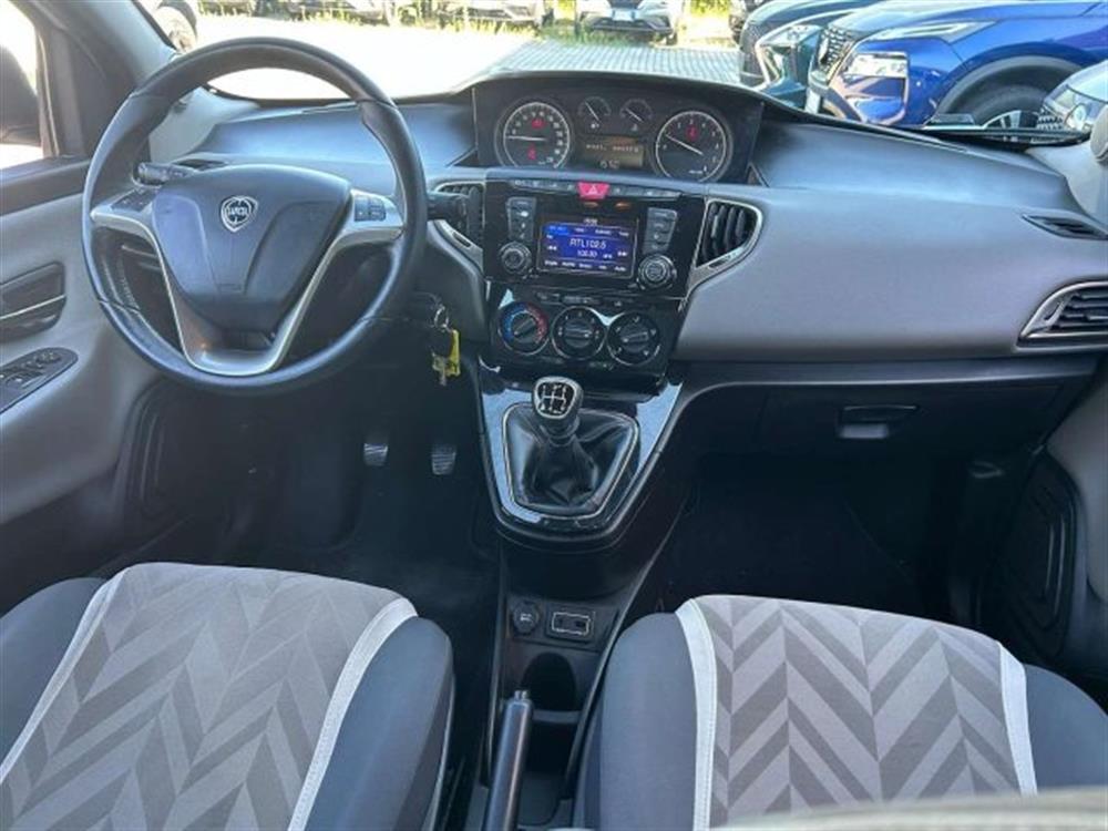 Ypsilon Ypsilon III 2015 5 Porte 1.2