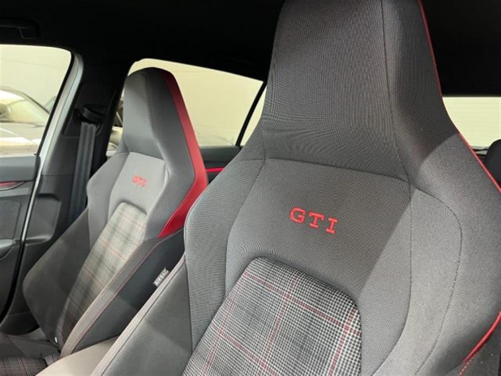 Golf GTI Golf GTI 2.0 TSI DSG GTI LED