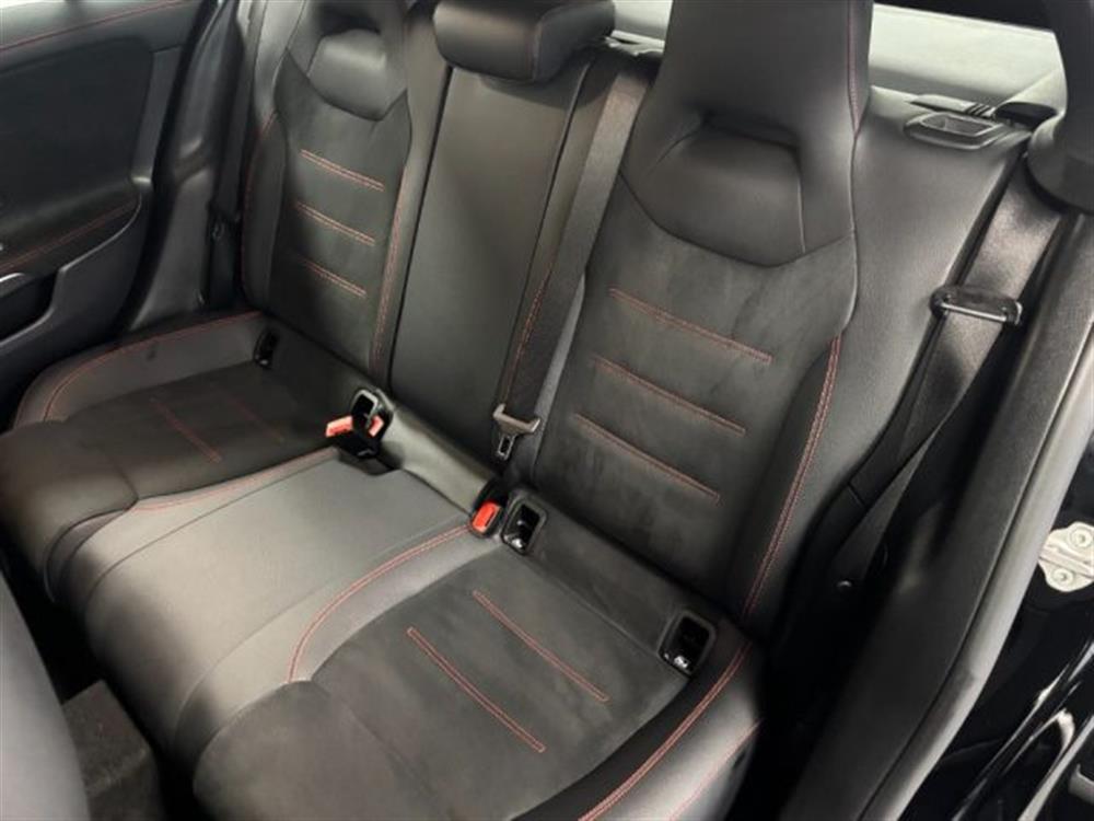 CLA 200 CLA 200 d AMG Premium SW Sho