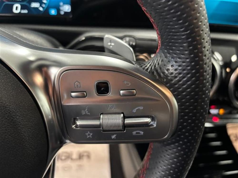 CLA 200 CLA 200 d AMG Premium SW Sho