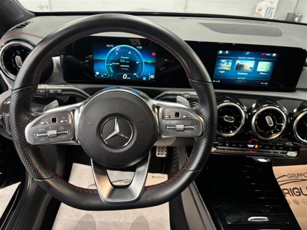 CLA 200 CLA 200 d AMG Premium SW Sho
