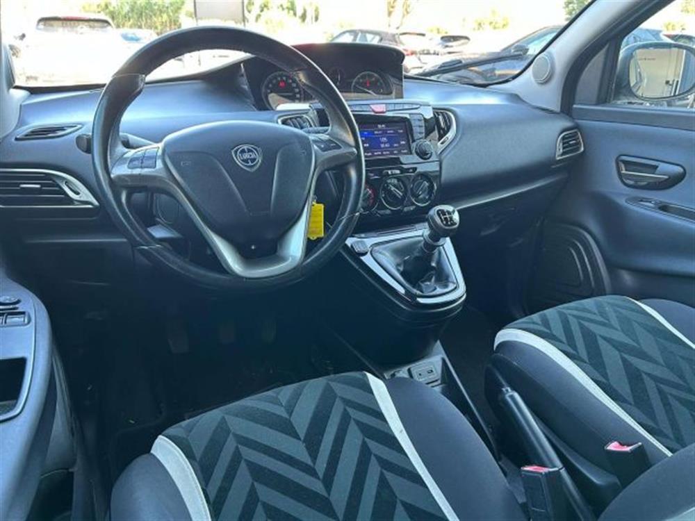 Ypsilon Ypsilon III 2015 5 Porte 1.2