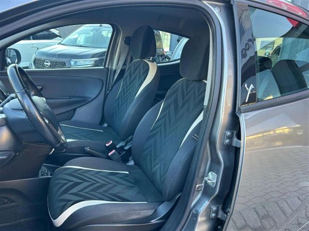 Ypsilon Ypsilon III 2015 5 Porte 1.2