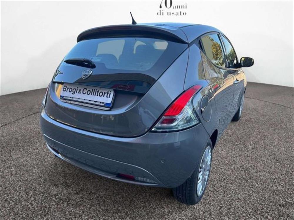 Ypsilon Ypsilon III 2015 5 Porte 1.2