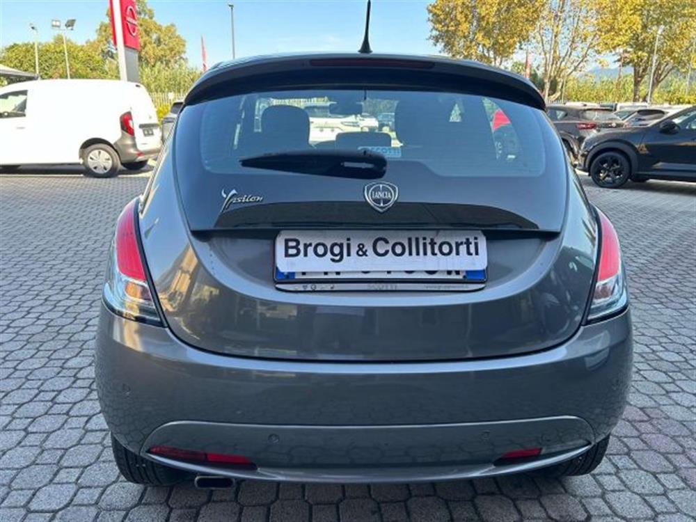 Ypsilon Ypsilon III 2015 5 Porte 1.2