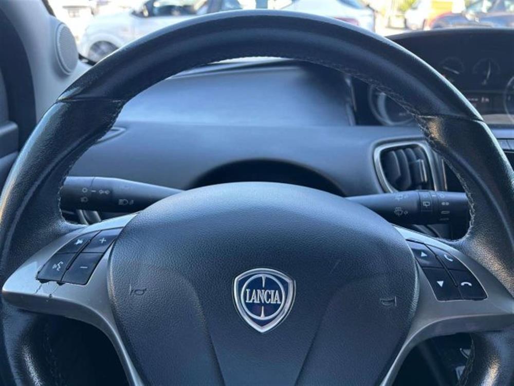 Ypsilon Ypsilon III 2015 5 Porte 1.2
