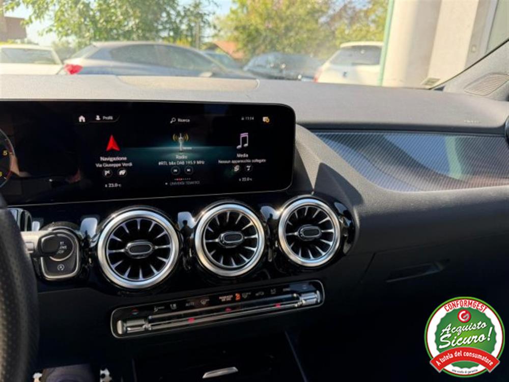 GLA 180 GLA 180 d Automatic Premium