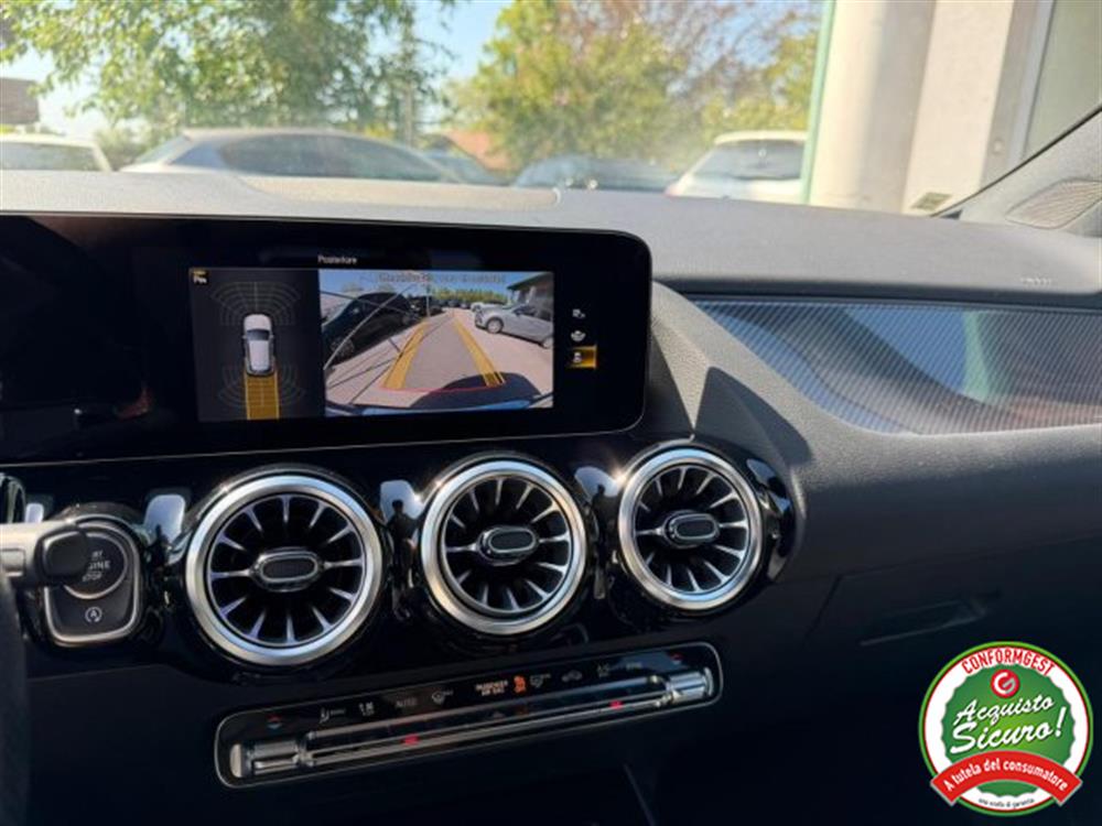 GLA 180 GLA 180 d Automatic Premium