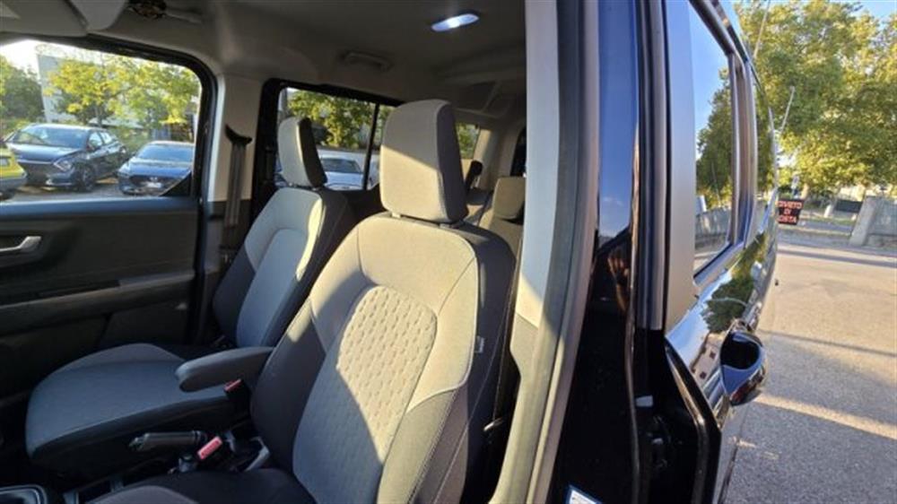 Tourneo Courier Tourneo Courier 1.0 EcoBoost Titaniu