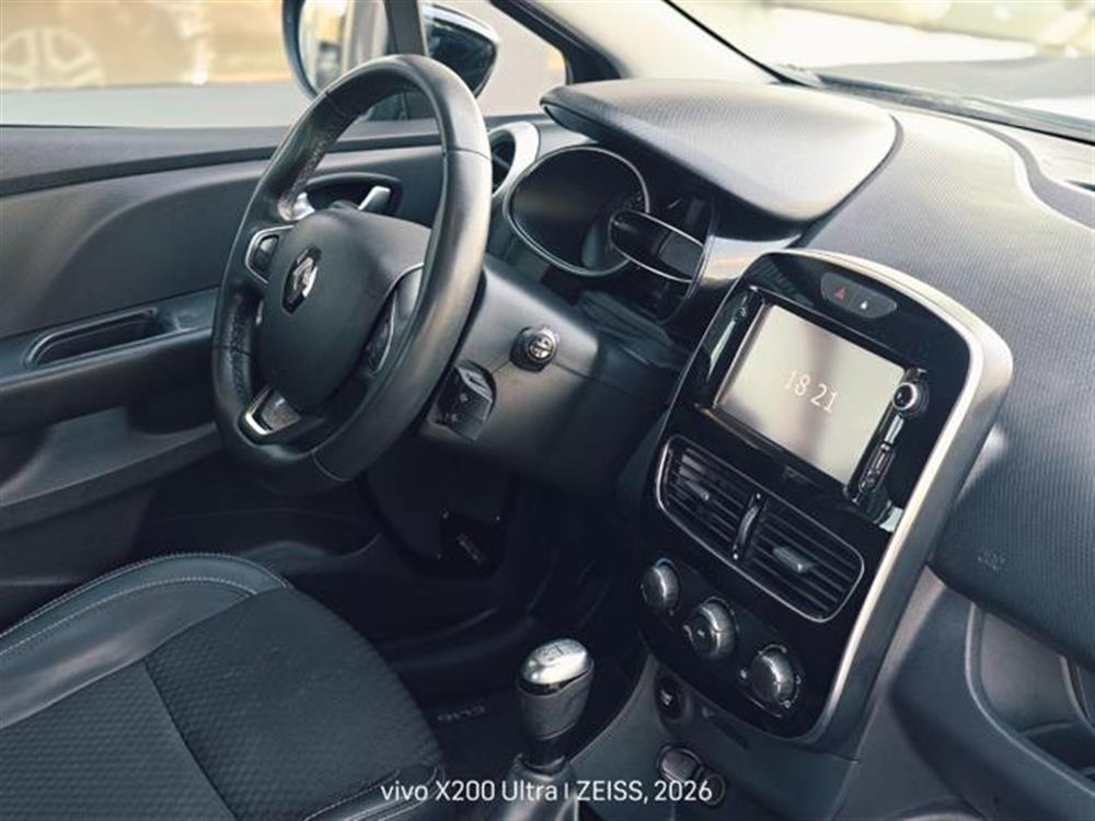 Clio Clio 1.2 75 CV 5 porte Du