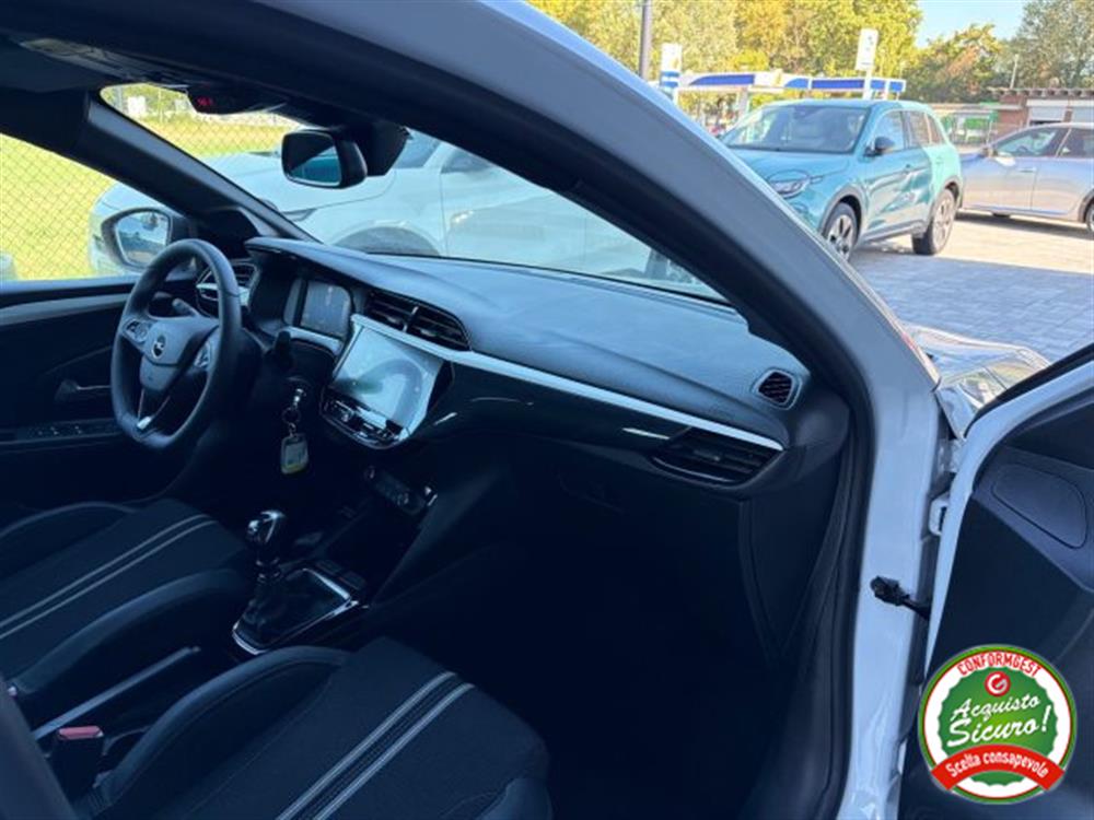 Corsa Corsa 1.2 GS MY 25 ANCHE N