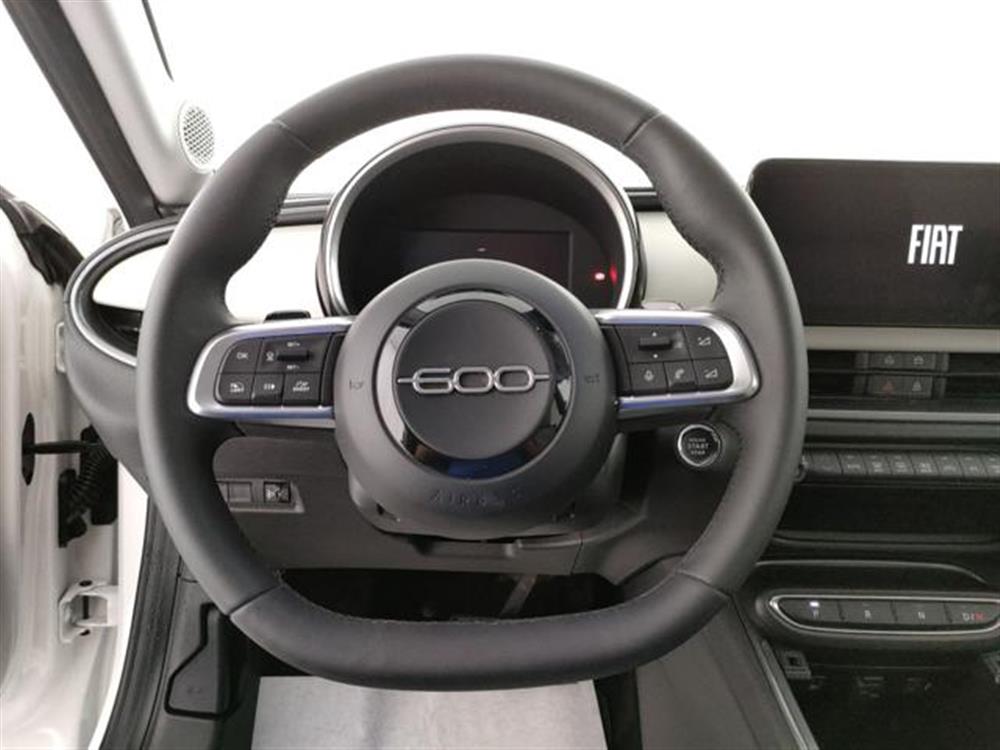 600 600 Hybrid 110 CV DCT MH