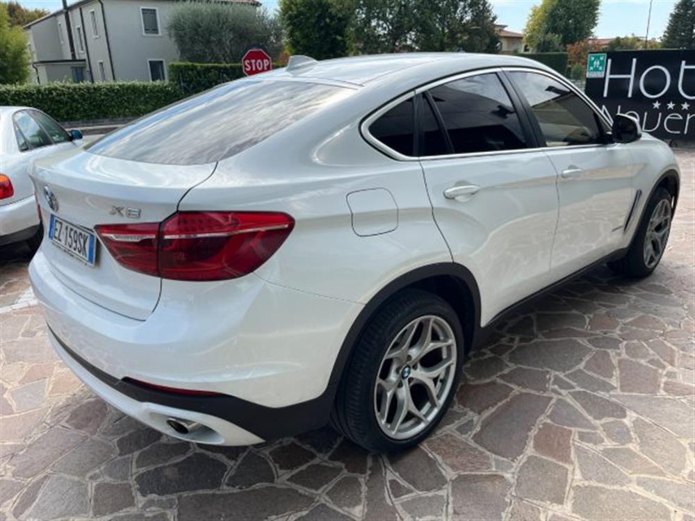 X6 X6 xDrive30d 258cv Moto